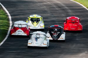 Tight race in Fun Cup Endurance at Oulton Park