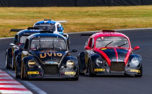 104 car battling with Uvio Fun Cup