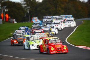 Demon Tweeks Lead at Oulton Park